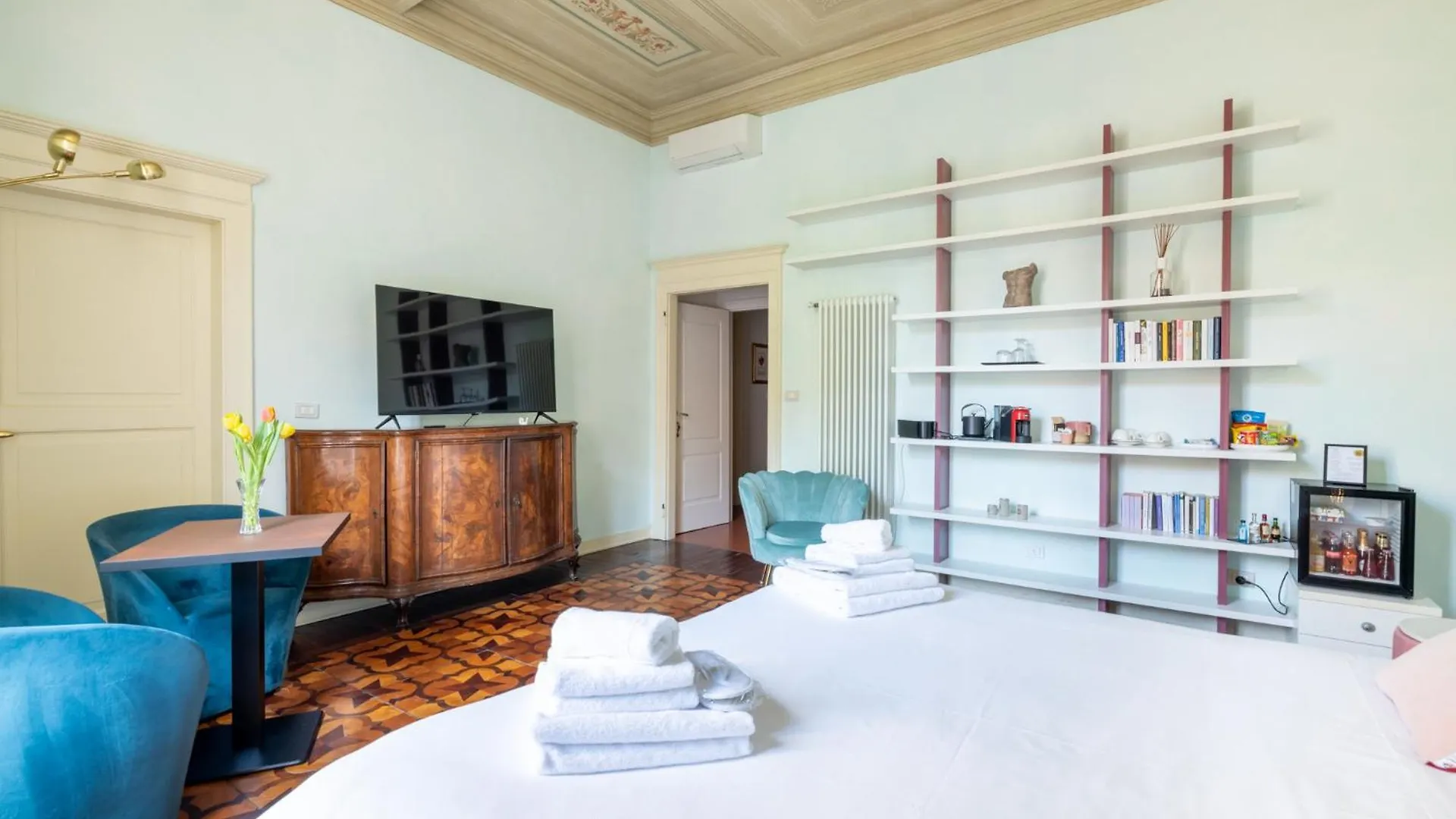 게스트하우스 Aldrovandi Suite And Rooms With Private Garden 볼로냐
